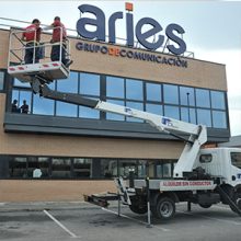 web_aries2009.jpg